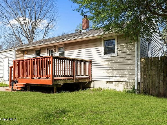 4th image of 409 Jarman Street