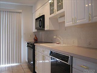 5th image of 2 Johnson Ct