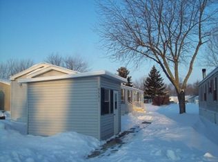 49531 Au Lac Dr E, Chesterfield, MI 48051