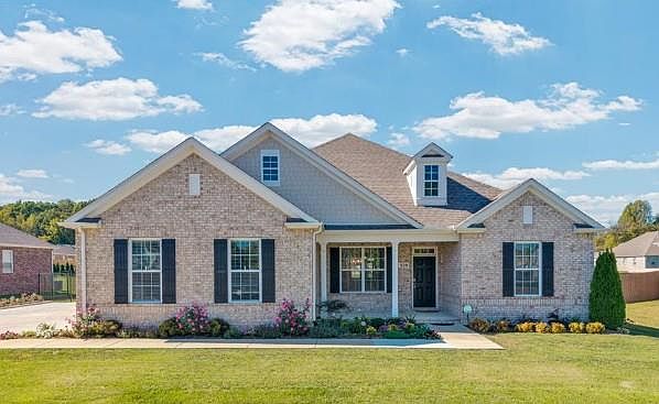 1st image of 320 Greymoor Ln