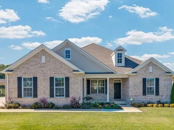 320 Greymoor Ln, Cookeville, TN 38501