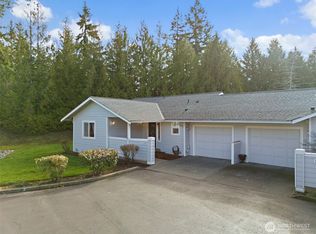 923 NW Leisure Ln, Bremerton, WA