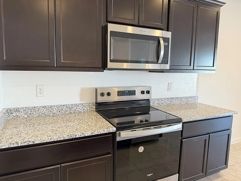1840 W Spaulding Ave — Photo 13