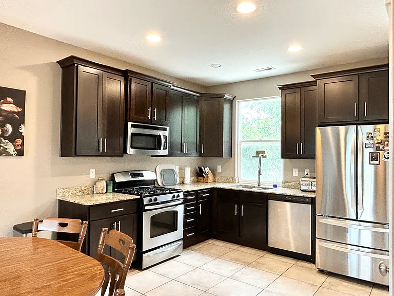 4554 W Vermillion Dr — Photo 6