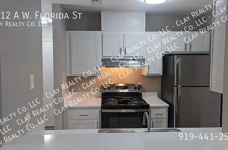 2912 W Florida St #A — Photo 3