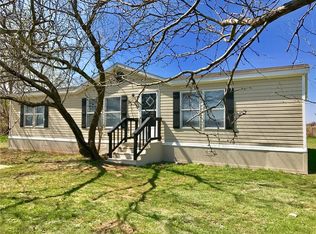 108 Hallmark Ln, Rhome, TX 76078