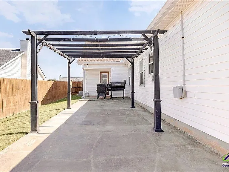 208 Stirling Bridge Dr — Photo 21