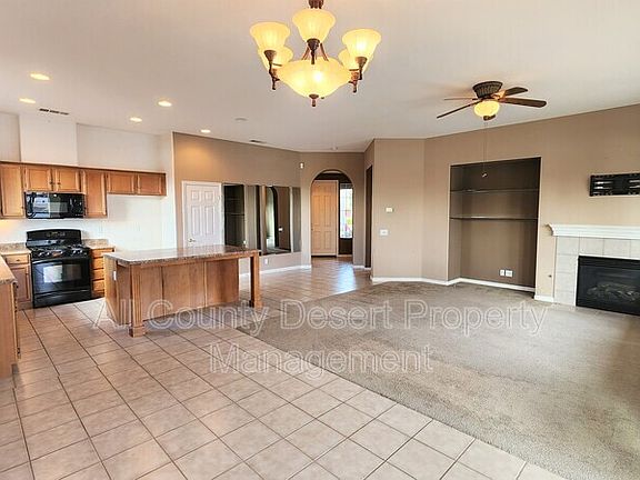 2nd image of 84269 Canzone Dr
