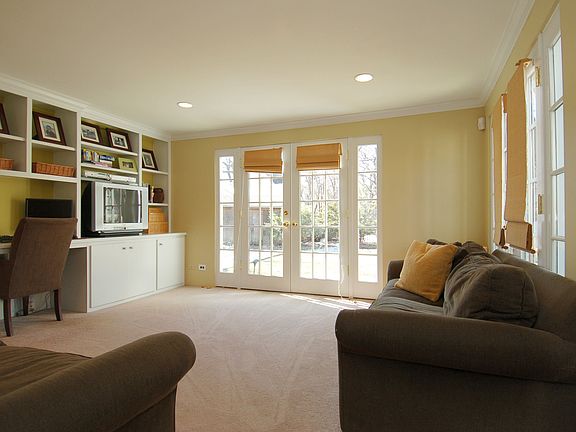 4th image of 4130 Woodland Ave