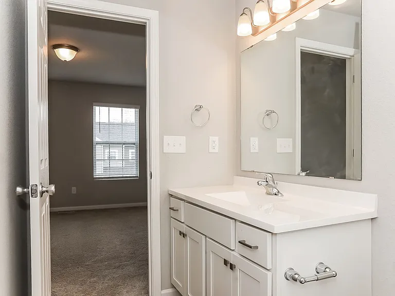 1301 Timber Hollow Ct — Photo 9