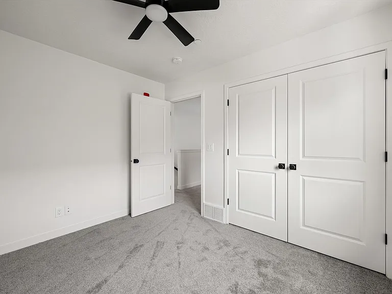 4437 S Garden Dr — Photo 16
