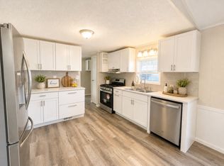 73 Ashley Cir #28, Swartz Creek, MI 48473
