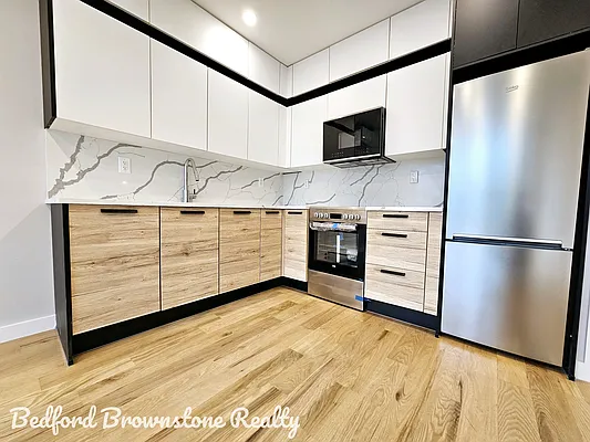 Rented by Bedford Brownstone Realty | media 2