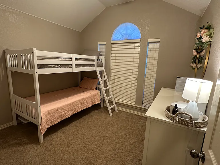 632 Oak View Ct — Photo 19