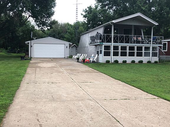 2nd image of 24437 182nd St