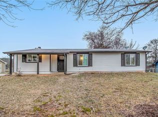 5101 Rosestone Dr NW, Lilburn, GA 30047
