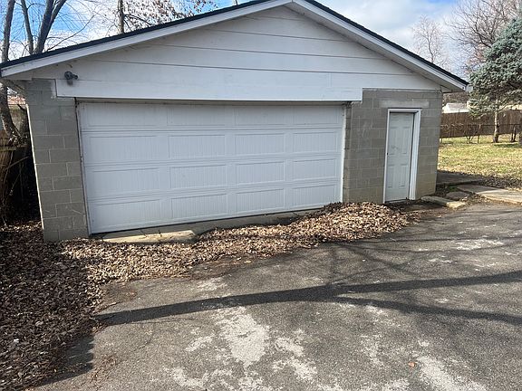 2nd image of 4000 Churchman Ave