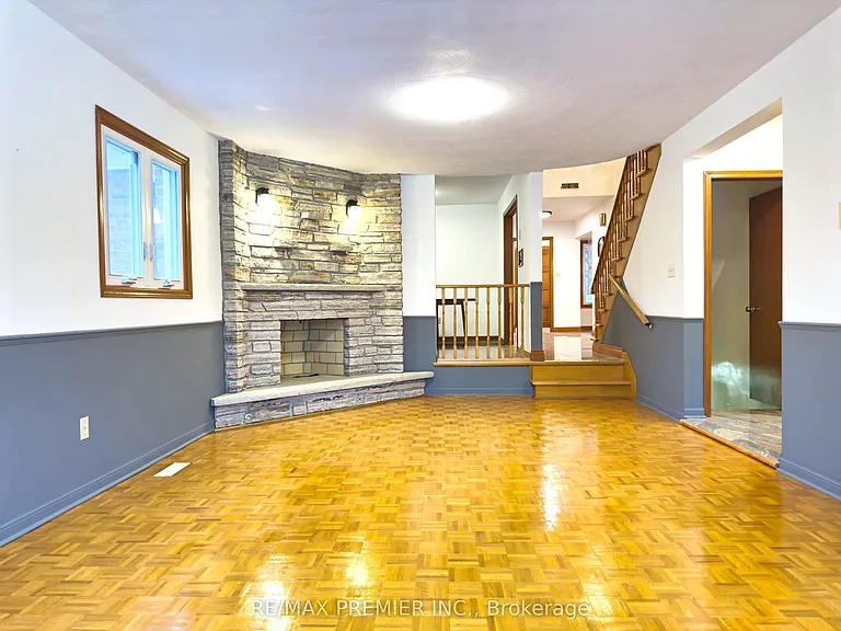56 Fairchild Ave #MAIN — Photo 17