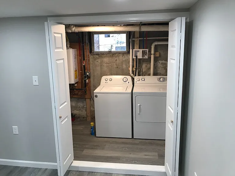 248 Pearl St — Photo 18
