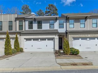 1049 Collections Dr, Lawrenceville, GA 30043