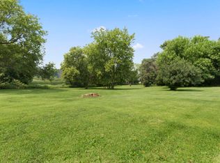 W4242 S Lakeshore Dr, Lake Geneva, WI 53147