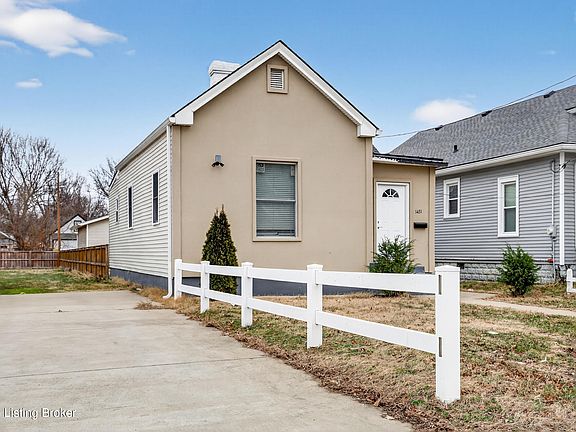 3rd image of 1431 Berry Blvd