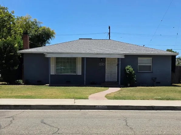 2105 Cypress St, Selma, CA 93662