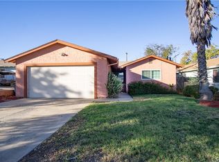 366 W 1st St, Perris, CA 92570
