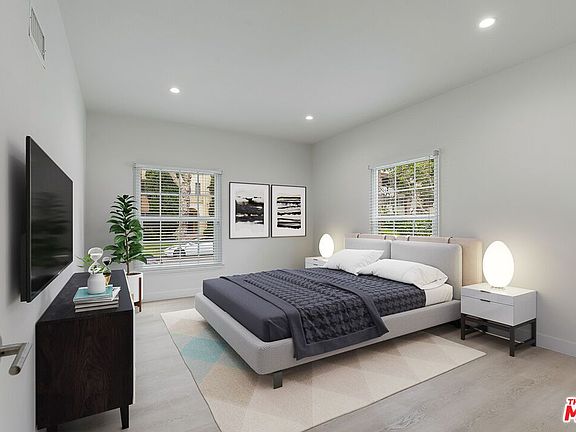 5th image of 144 N Swall Dr