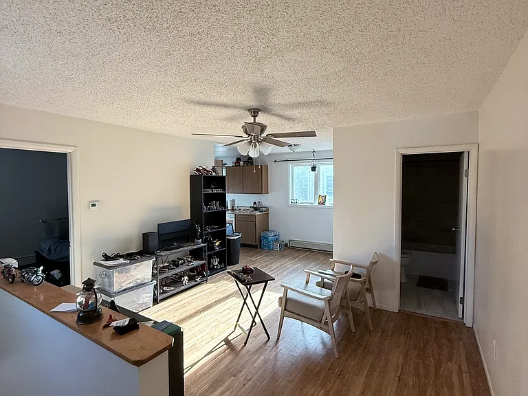 261 Cross Way #C — Photo 8