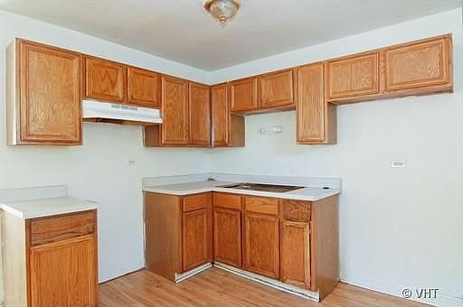4th image of 15108 Paulina St