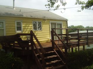 9410 Miriam Ave, Saint Louis, MO 63114