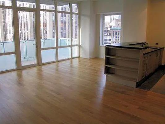 Rented by Kian Realty | media 10