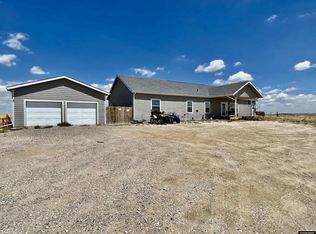 10600 Central Park Ave, Evansville, WY 82636