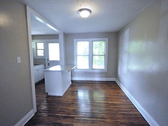 4th image of 31 W Neff Ave