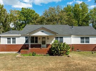 1117 S Mill St, Grove, OK 74344