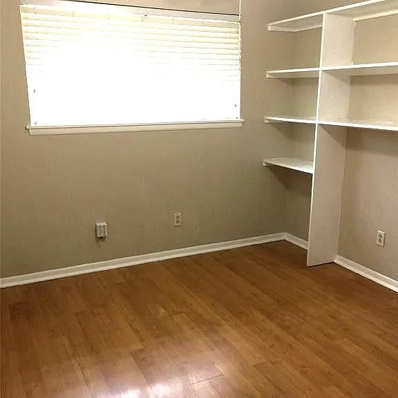 3515 Castledale Dr — Photo 29