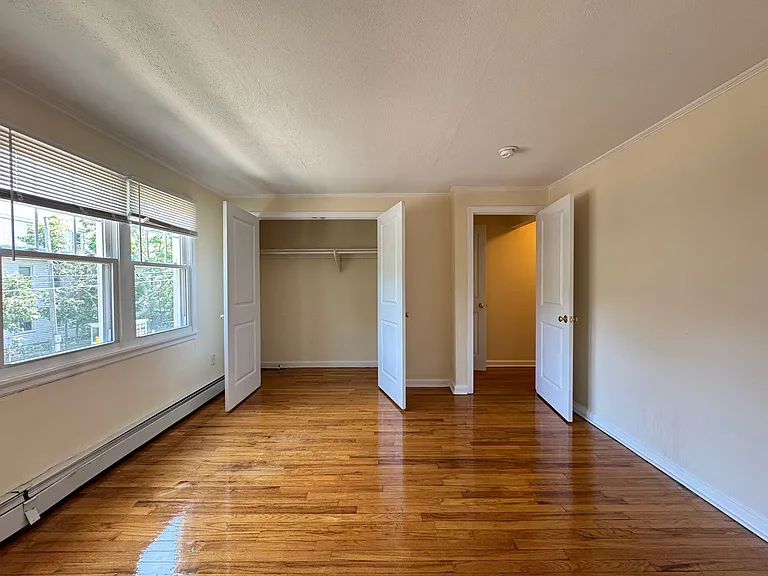 1 Savin Ct — Photo 3