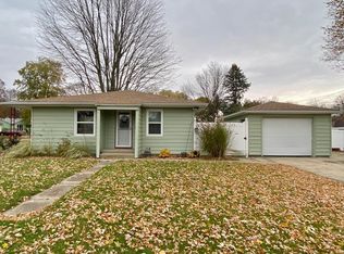 1101 Tulip Dr, Sturgis, MI 49091