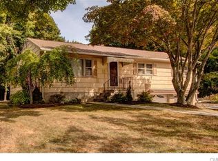 148 Twin Brook Ter, Monroe, CT 06468