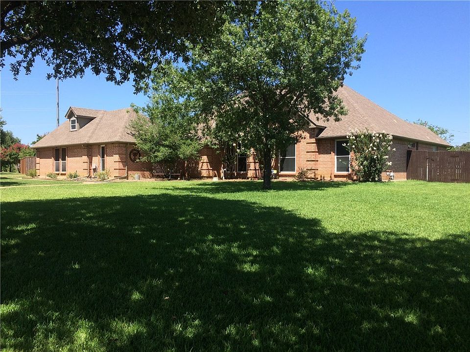 1st image of 1205 Oak Bend Ln