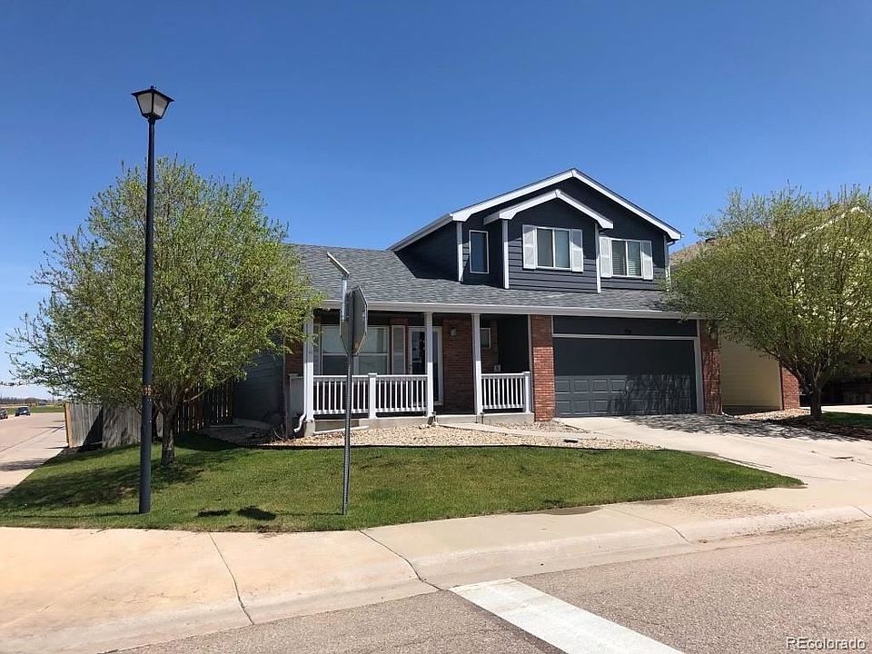 1st image of 714 School House Dr