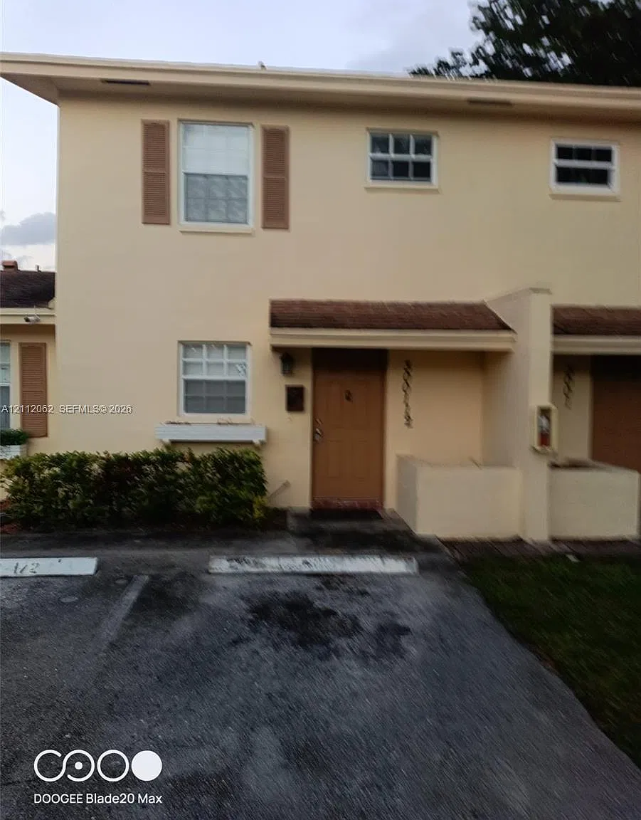 No 1 Palm-Aire Village Co — Photo 1