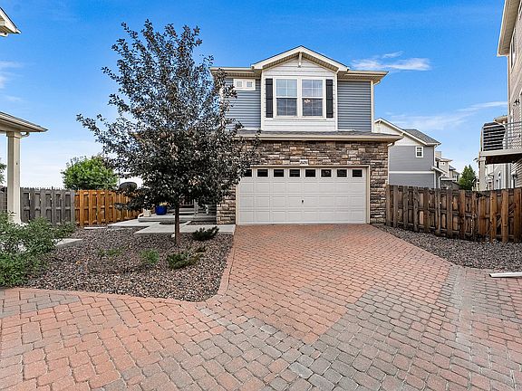 2nd image of 26256 E Byers Pl