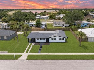 375 Manly Ave, Sebastian, FL 32958