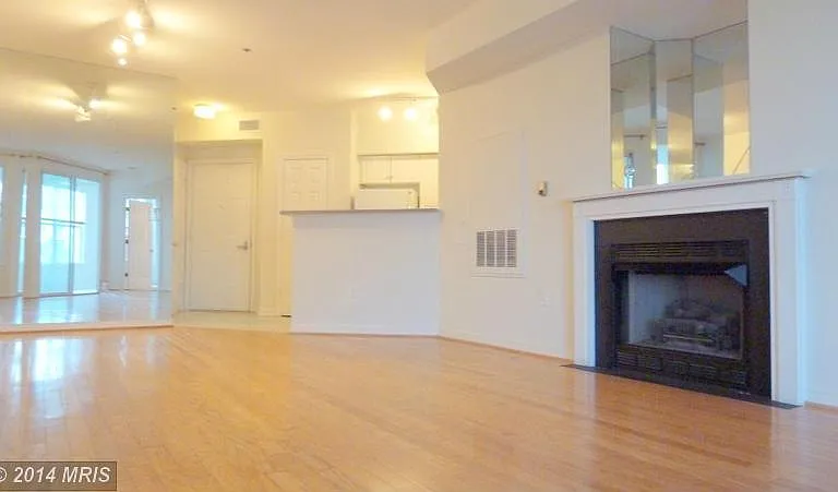 1645 International Dr #327 — Photo 5