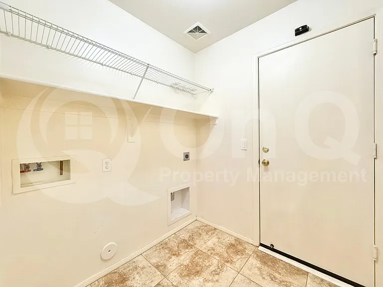 1238 W Corriente Dr — Photo 22