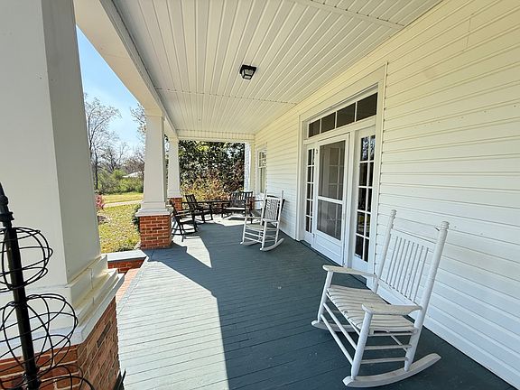 3rd image of 4188 Broad St