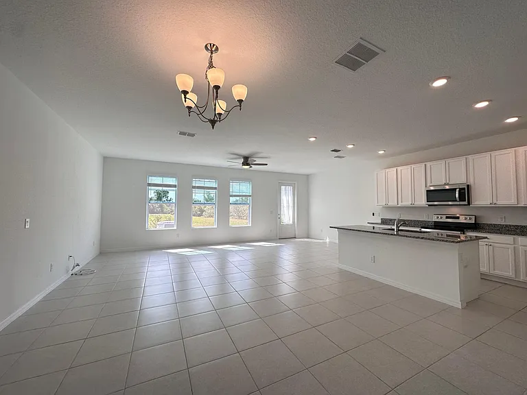 1622 Sanibel Dr — Photo 12