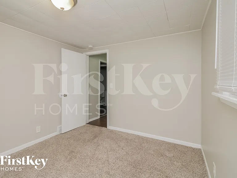 2918 Gabriel Ave — Photo 9